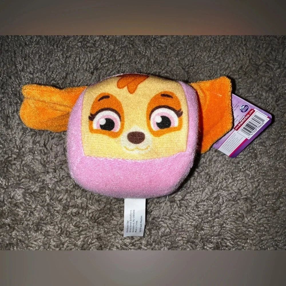 NWT Skye Bath Sponge